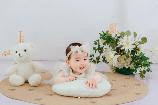 南城宝宝多久会抬头